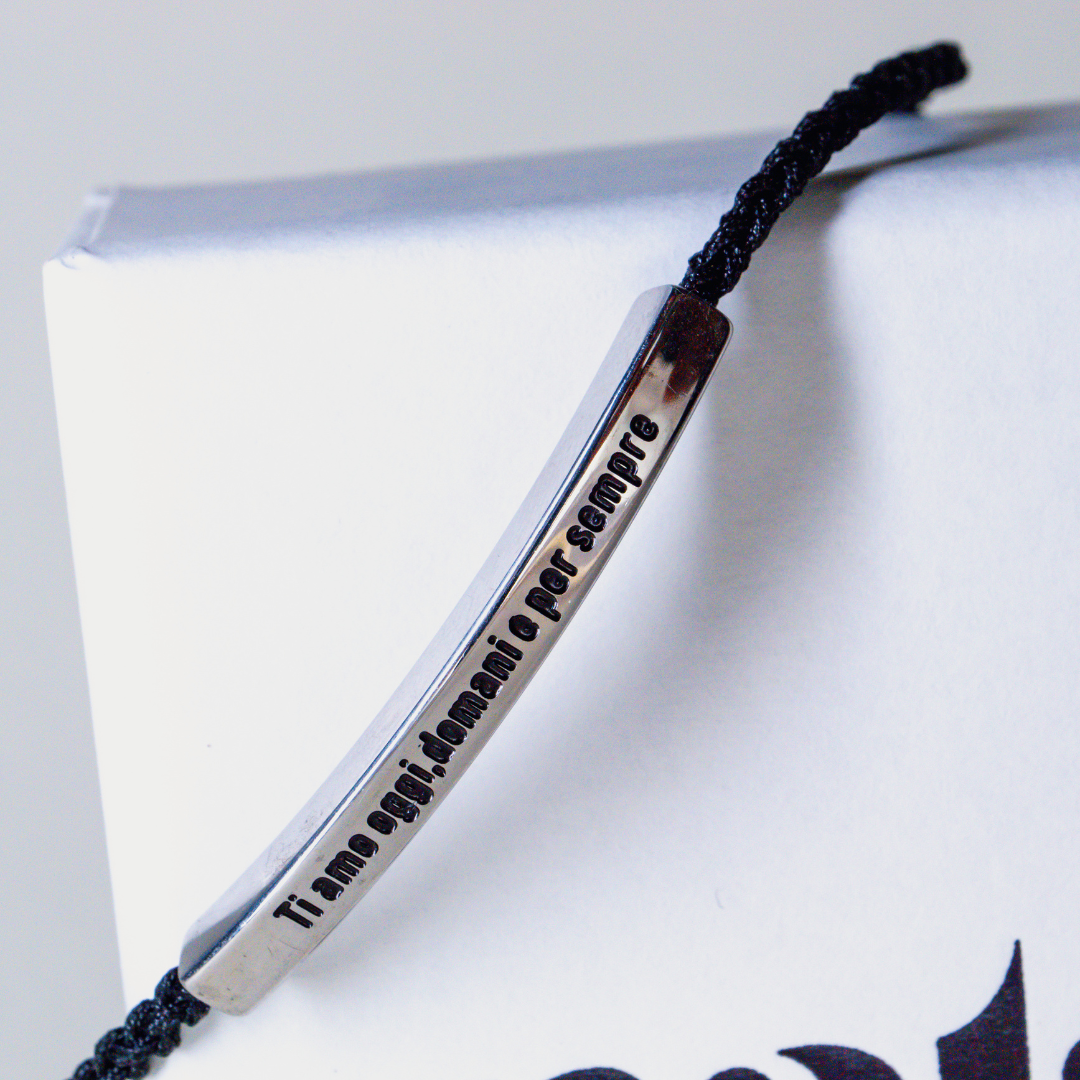 Bracelet avec gravure "Je t'aime aujourd'hui, demain et toujours".